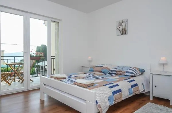 House Tina Hotel Sveti Filip i Jakov