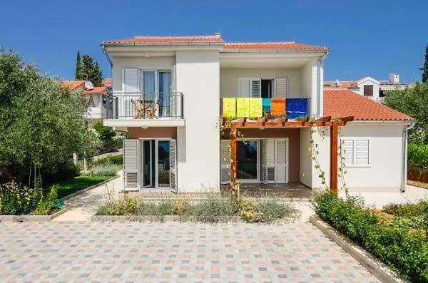 House Tina Hotel Sveti Filip i Jakov 4*,  Croatia