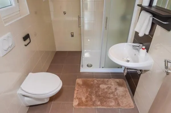**** Pensionat House Tina Hotell Sveti Filip i Jakov Kroatien